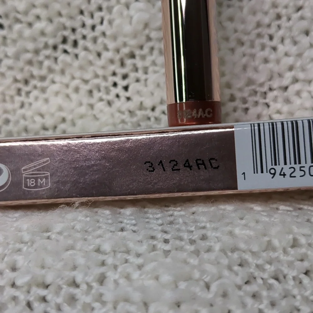 laura mercier RoseGlow Caviar Stick Eye Shadow in Forbidden Rose, 1.64g/…